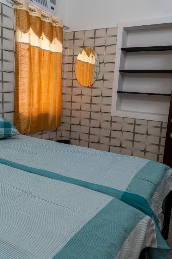 Lakshmi Paradise Lodge A/C Pollāchi Екстериор снимка