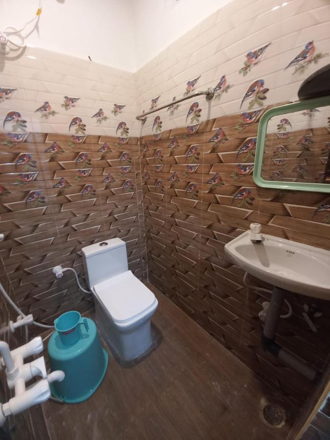 Lakshmi Paradise Lodge A/C Pollāchi Екстериор снимка